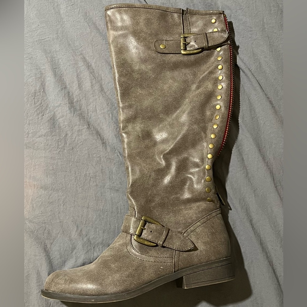 Rampage boots